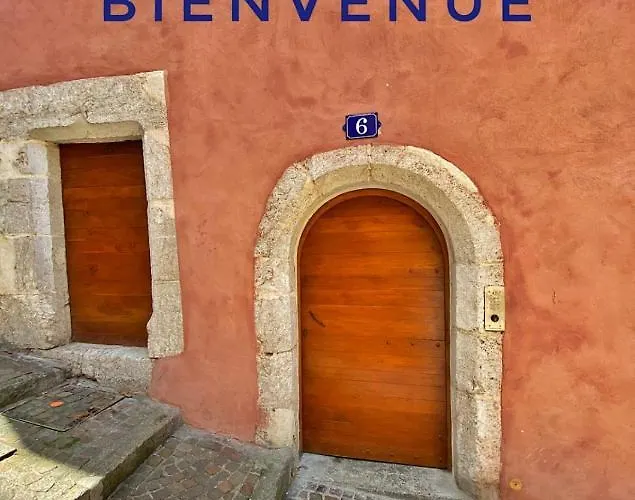 Coup De Coeur Au Pied Du Chateau - Nice Studio Ideally Located
