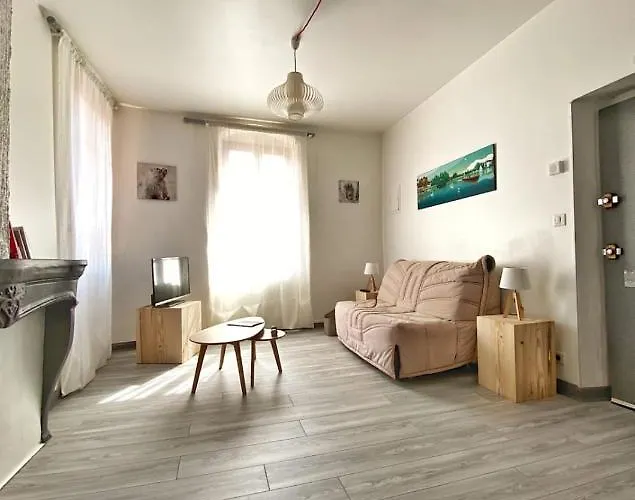 Coup De Coeur Au Pied Du Chateau - Nice Studio Ideally Located